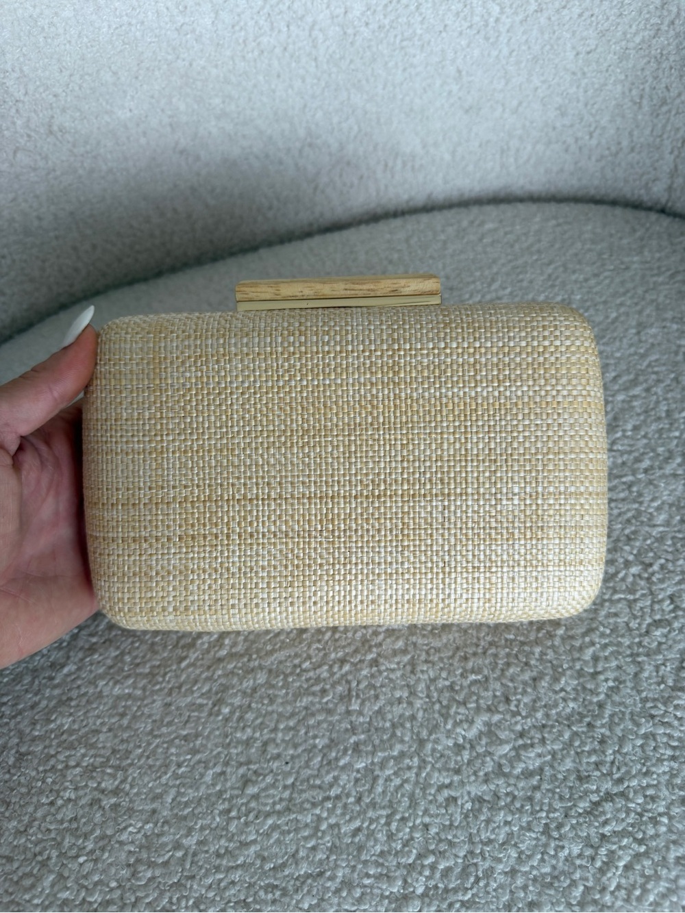 Shiraleah Natural Straw Clutch with Gold Hardware - Picture 5 of 6
